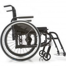 Adult manual custom wheelchair - Helio C2 3