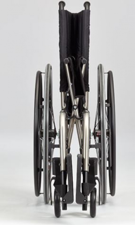 Custom lightweight wheelchair Catalyst Ti 5