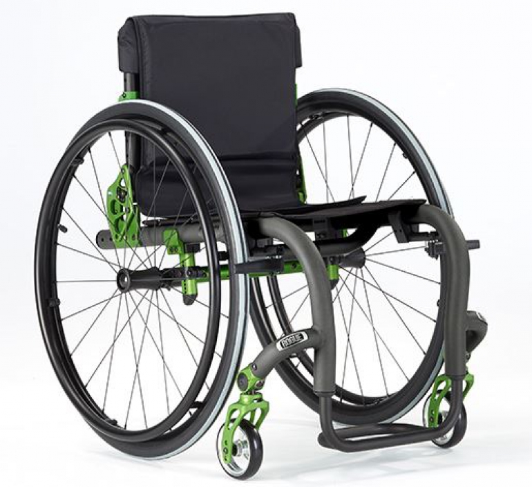 Custom lightweight wheelchair - Rogue XP 3