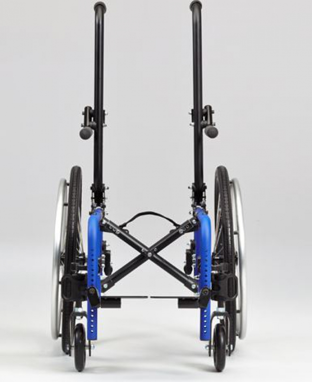 Custom pediatric wheelchair 3